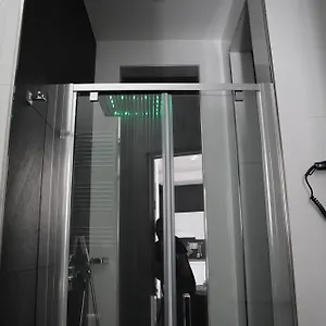 Aparthotel Rettifilo 201 Exclusive, Naples